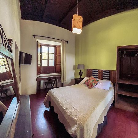 Hostal Antigueeno Антигуа-Гватемала Экстерьер фото