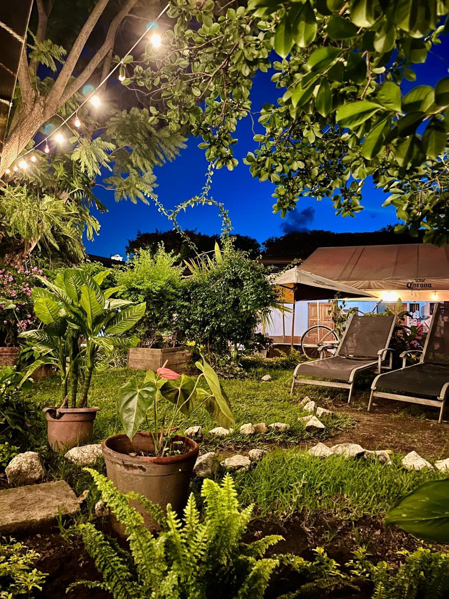 Hostal Antigueeno Антигуа-Гватемала Экстерьер фото