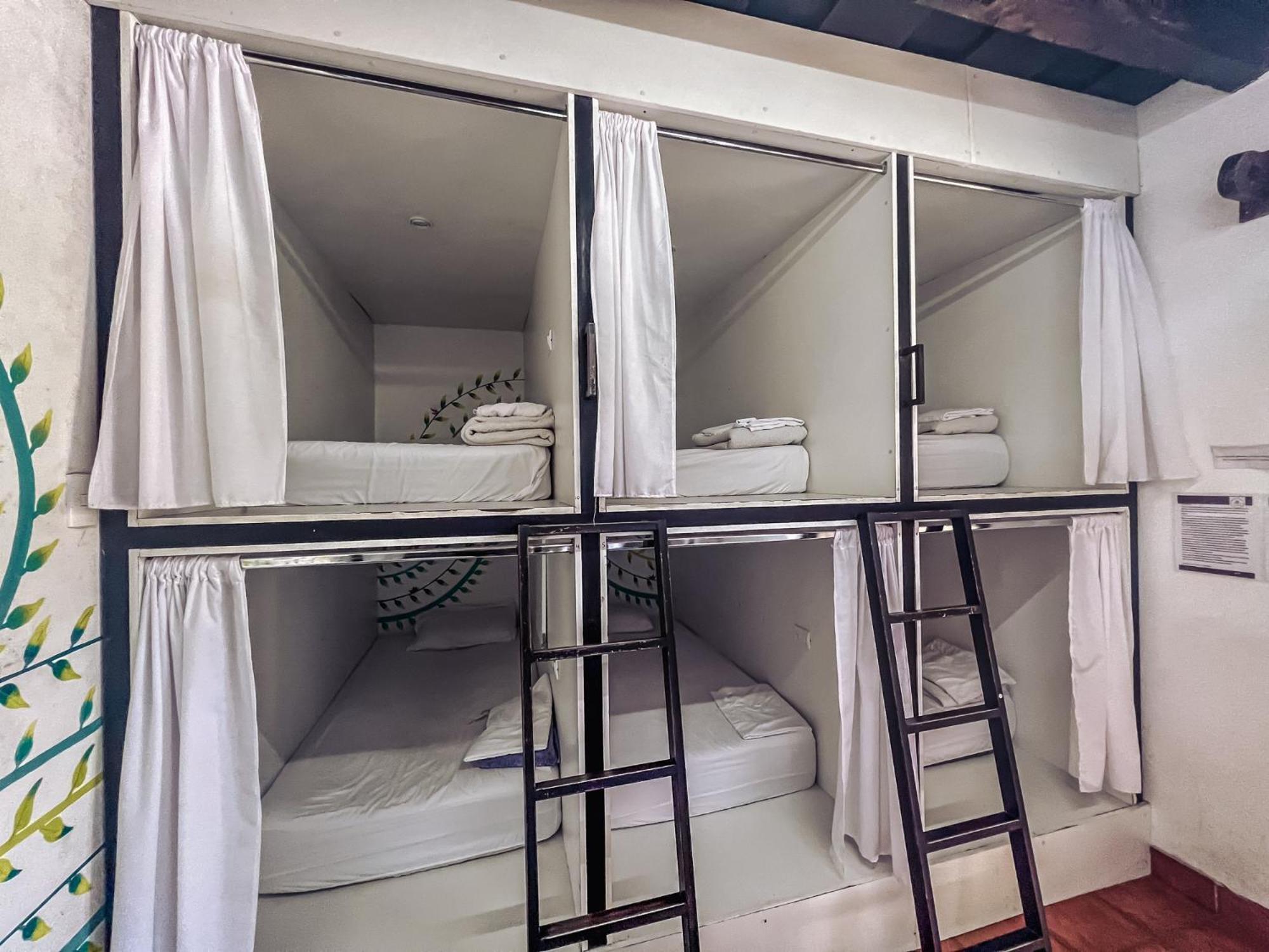Hostal Antigueeno Антигуа-Гватемала Экстерьер фото
